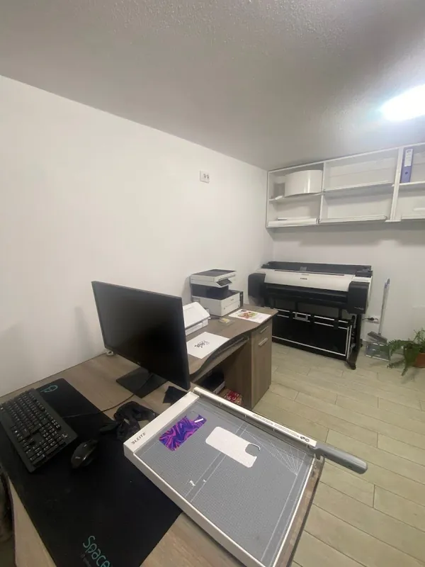 Plotter de print în atelier